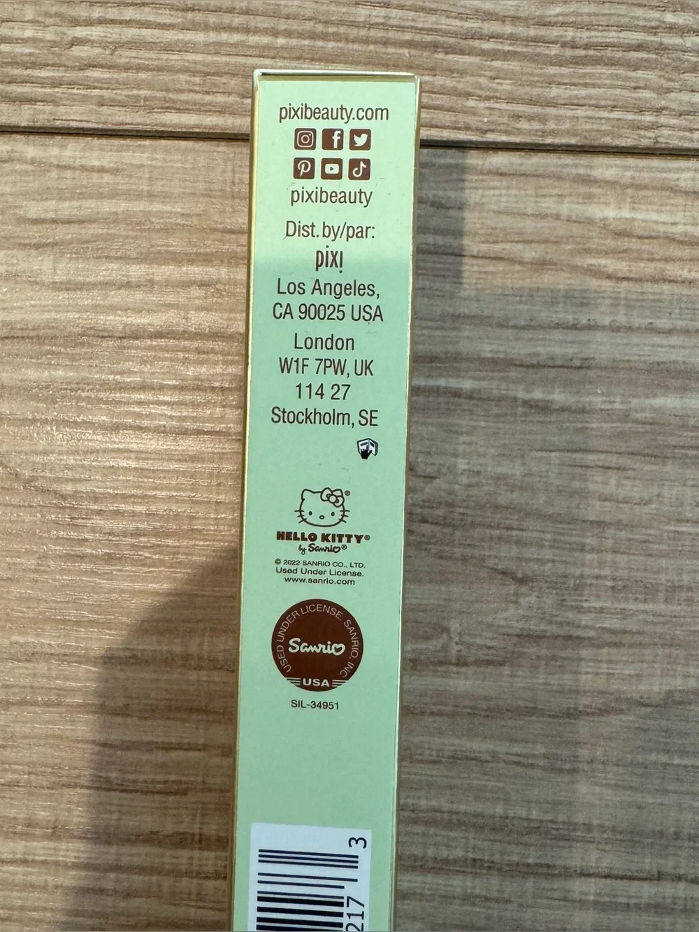 NWT Pixi Hello Kitty Lip Tone PH Reactive Tint